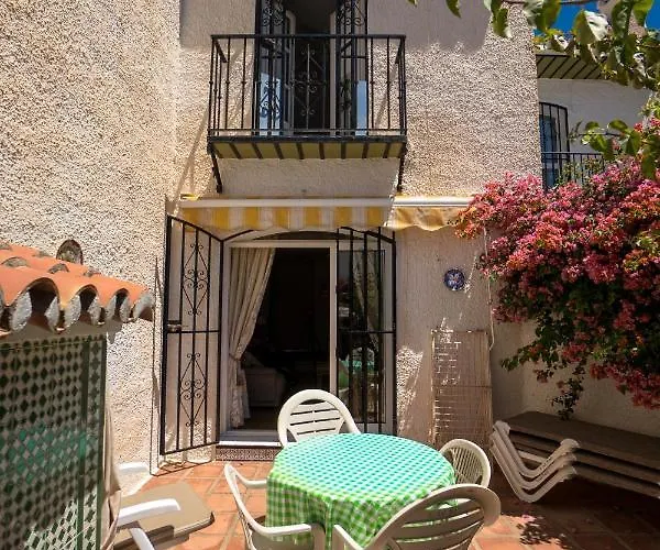 Pinos 2 Nerja