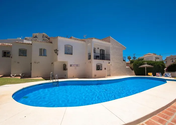 Pinos 2 * Nerja