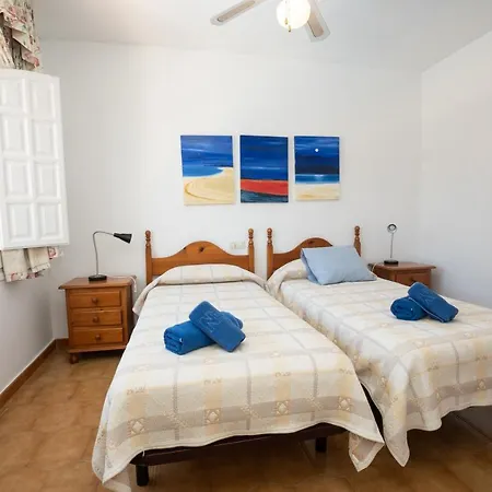 Apartament Pinos 2 *